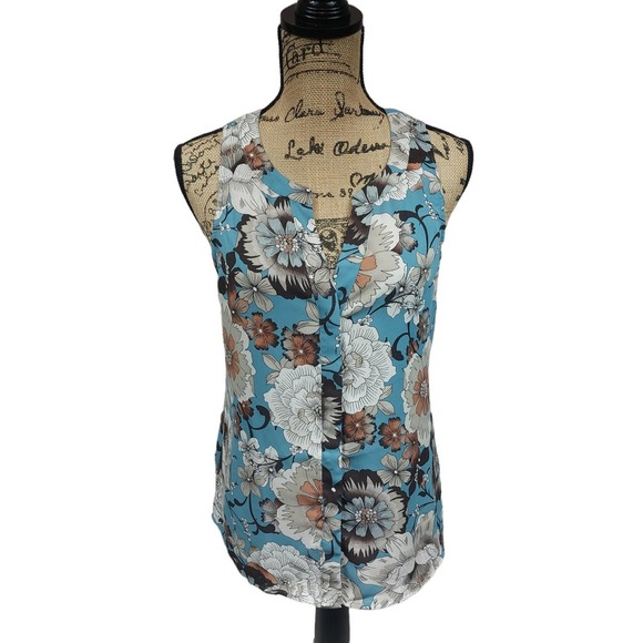 Sanctuary Tops - Sanctuary sleeveless brown and blue floral print button up blouse size medium